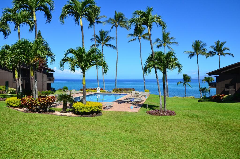 Mahina Surf 220 By Redawning Aparthotel Lahaina Buitenkant foto
