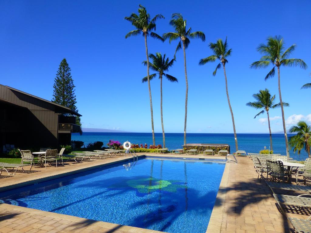 Mahina Surf 220 By Redawning Aparthotel Lahaina Buitenkant foto