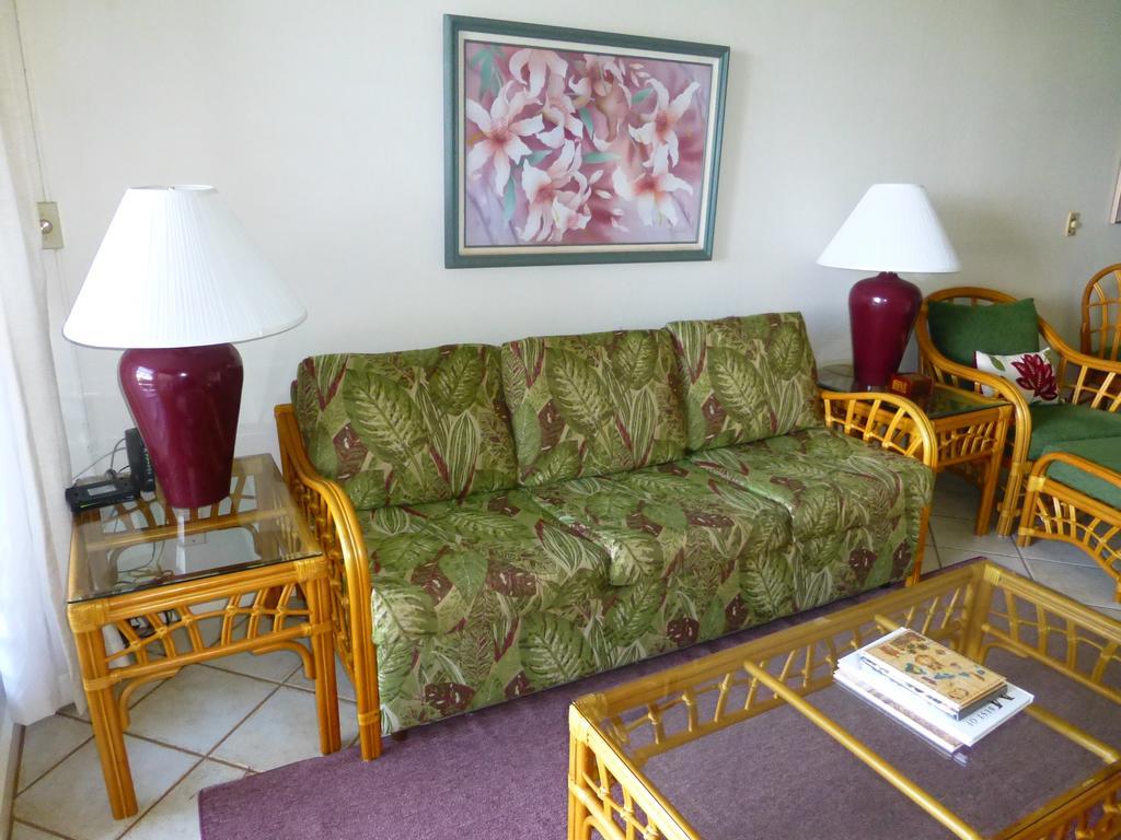 Mahina Surf 220 By Redawning Aparthotel Lahaina Buitenkant foto