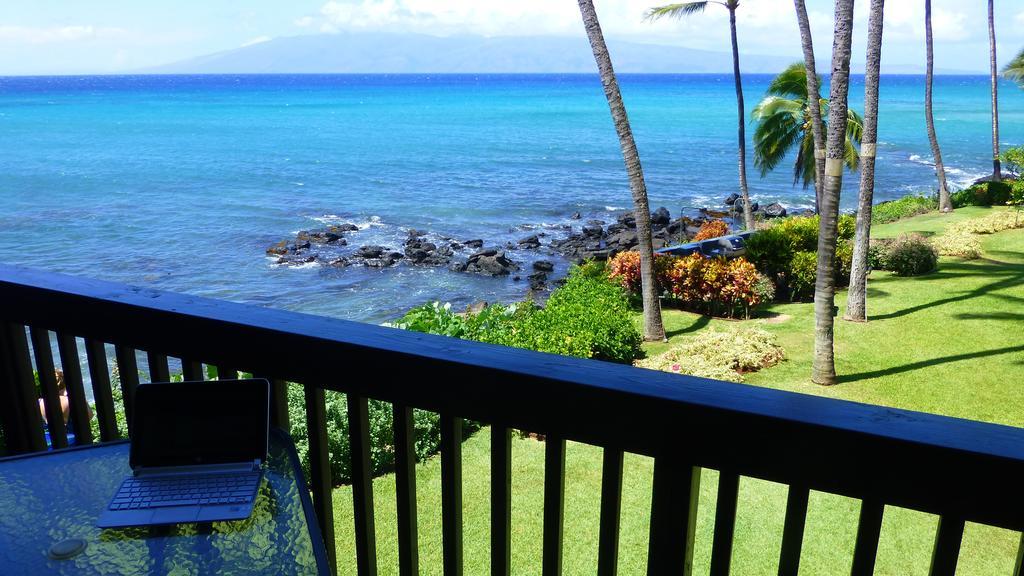 Mahina Surf 220 By Redawning Aparthotel Lahaina Buitenkant foto