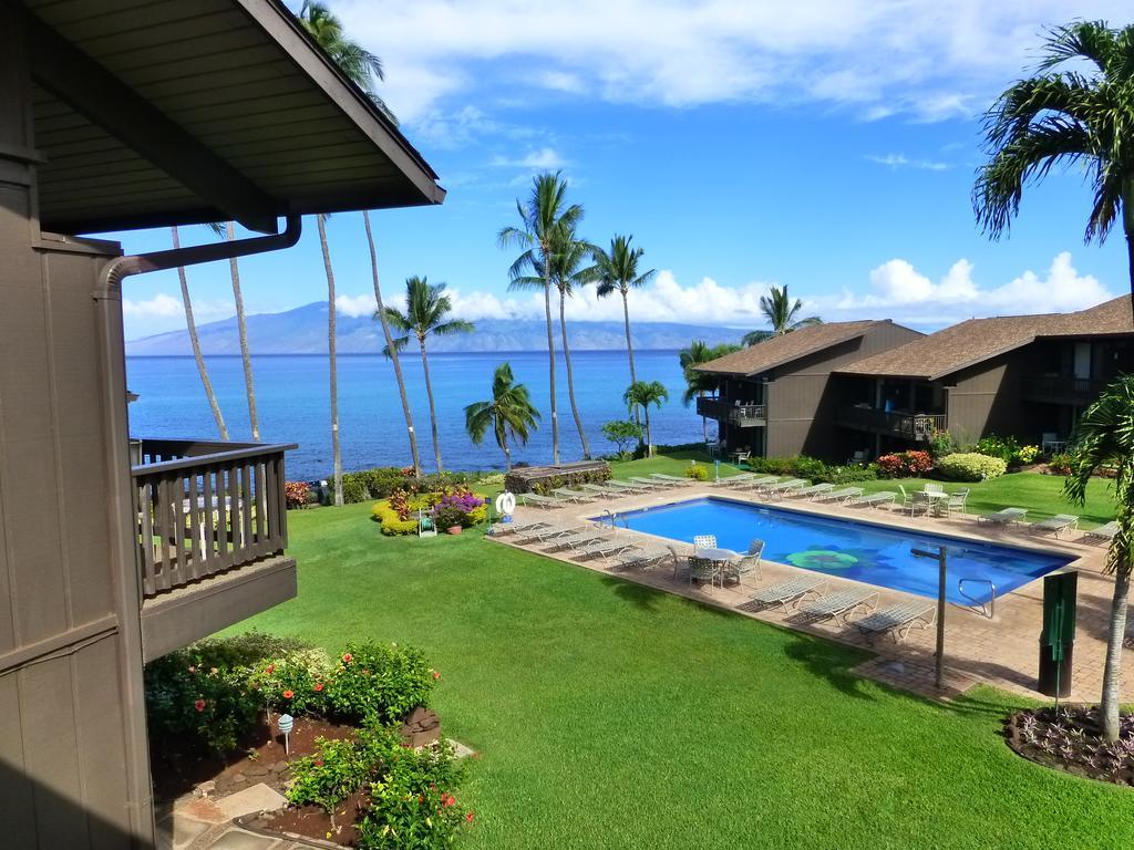 Mahina Surf 220 By Redawning Aparthotel Lahaina Buitenkant foto