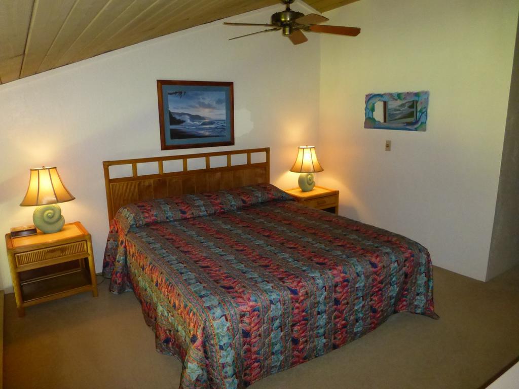 Mahina Surf 220 By Redawning Aparthotel Lahaina Buitenkant foto