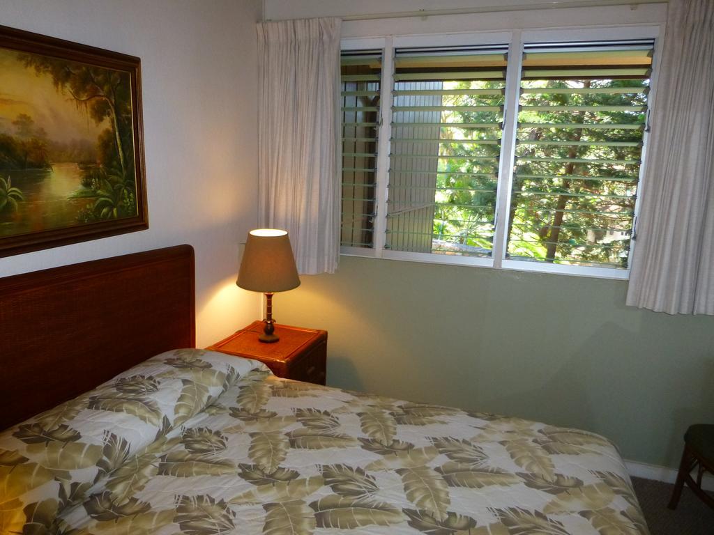 Mahina Surf 220 By Redawning Aparthotel Lahaina Buitenkant foto